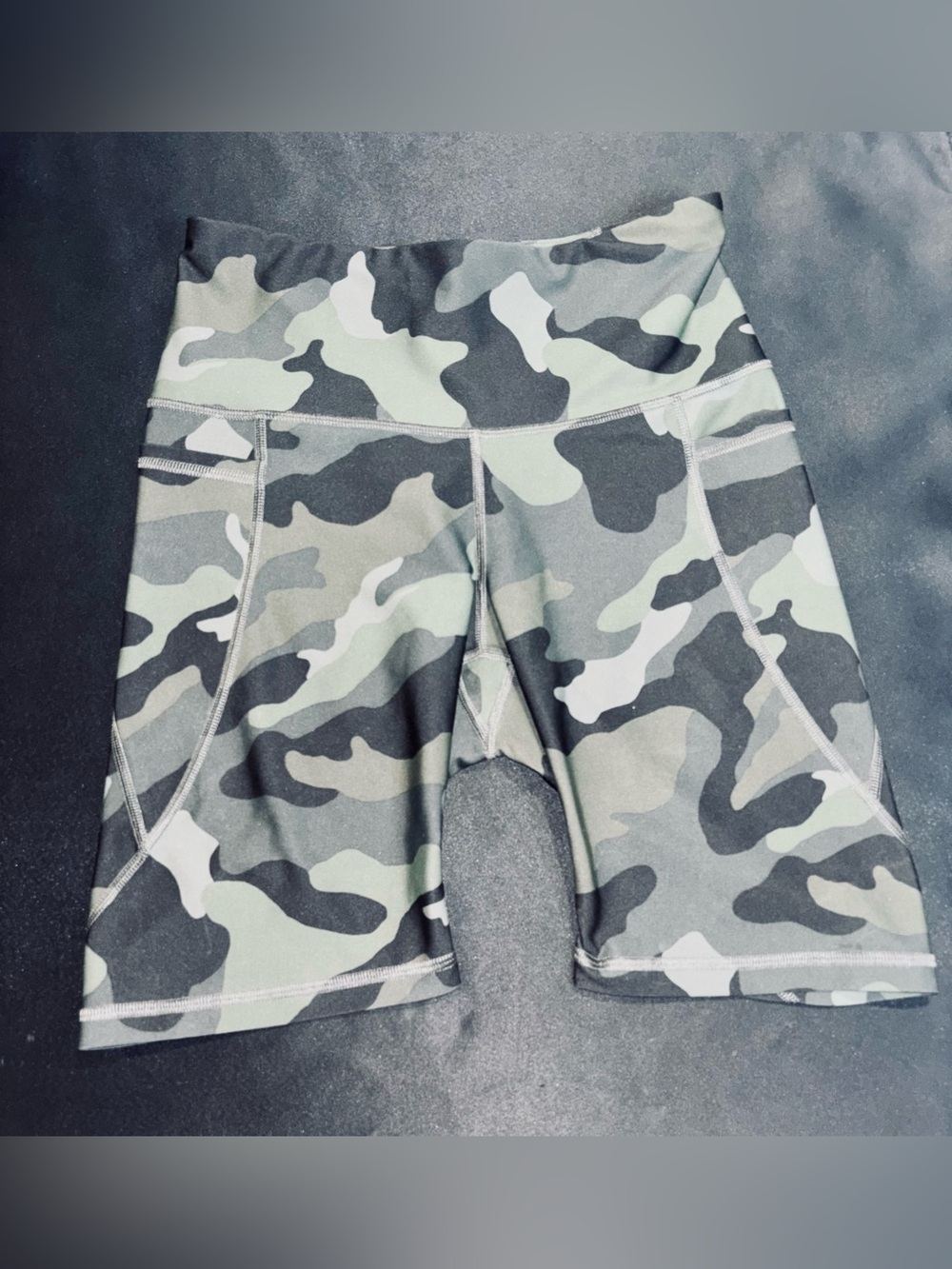 Women’s Camo Athletic Bike Shorts - Green Camouflage
